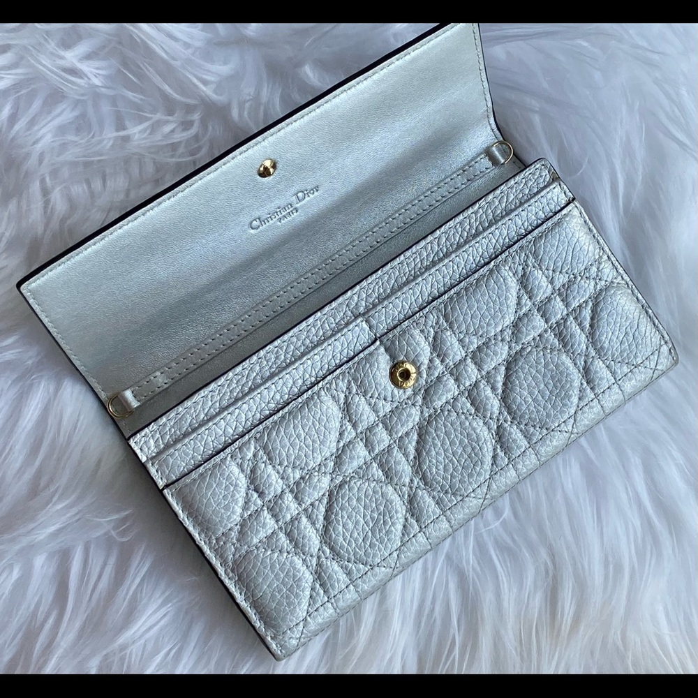 Dior Grey Leather Lady Rendezvous Wallet (authentic preowned)
